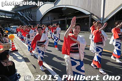 The procession crossed the Yumoto Ohashi Bridge and ended at 2:30 pm at Hakone Fujiya Hotel.
Keywords: kanagawa hakone-machi yumoto daimyo gyoretsu feudal lord procession samurai matsuri