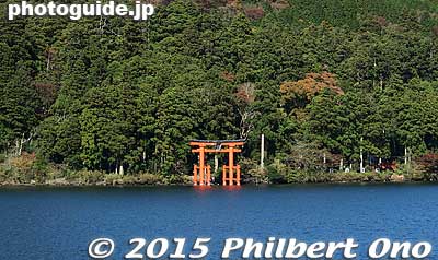 The famous torii of Hakone Shrine.
Keywords: kanagawa hakone lake ashi boat cruise