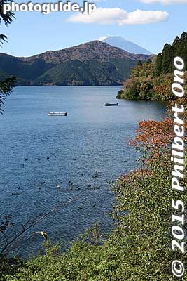 Scenic views along the way to the Hakone Sekisho Exhibition Hall.
Keywords: kanagawa hakone lake ashi