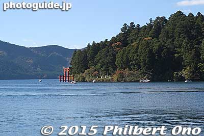 The torii
Keywords: kanagawa moto hakone lake ashi ashinoko