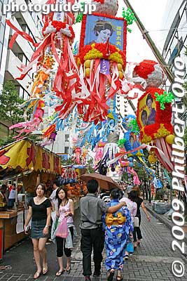 In 1993, the festival was renamed from Hiratsuka Tanabata Matsuri to Shonan Hiratsuka Tanabata Matsuri. "Shonan" which is the beachside area in and around Kamakura.
Keywords: kanagawa hiratsuka tanabata matsuri festival 