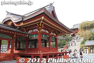 Mai-den sacred dance stage.
Keywords: kanagawa kamakura tsurugaoka hachimangu shrine