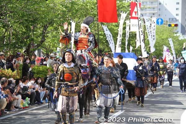 The first Odawara Hojo lord, Hōjō Sōun played by actor Goda Masashi. 初代北条早雲 (合田 雅)
Keywords: Kanagawa Odawara Hojo Godai Matsuri Festival samurai parade