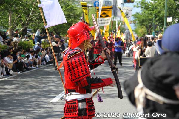 Hachigata Castle Matchlock Gun Battalion. 
Keywords: Kanagawa Odawara Hojo Godai Matsuri Festival samurai parade
