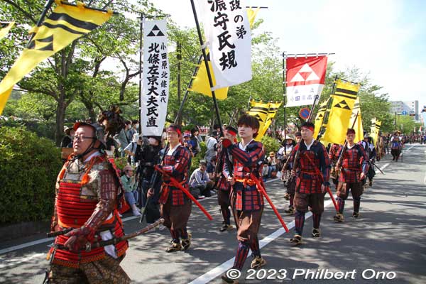 Group for Nirayama Castle lord Hōjō Ujinori, the fourth son of Hōjō Ujiyasu. 韮山城主 北条氏規隊
Keywords: Kanagawa Odawara Hojo Godai Matsuri Festival samurai parade
