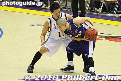 Cohey and Wara
Keywords: kanagawa yokohama tokyo apache shiga lakestars basketball game bj league 