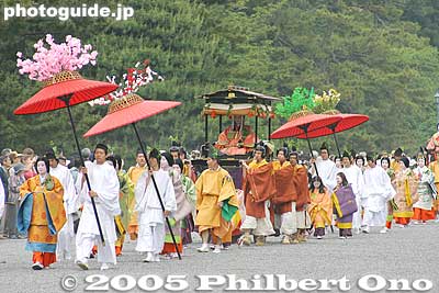Saio-dai Princess procession. 斎王代
Keywords: kyoto aoi matsuri festival heian kimono