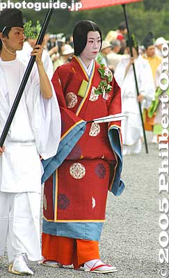 High-ranking lady of the court
Keywords: kyoto aoi matsuri festival heian kimono