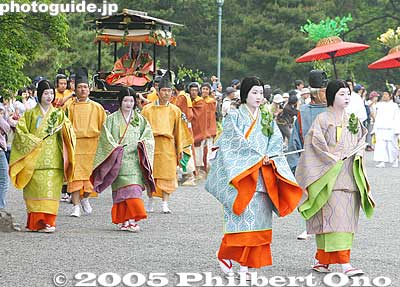 斎王代
Keywords: kyoto aoi matsuri hollyhock festival heian kimono