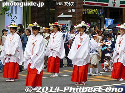 Keywords: kyoto gion ato matsuri festival Hanagasa Parade