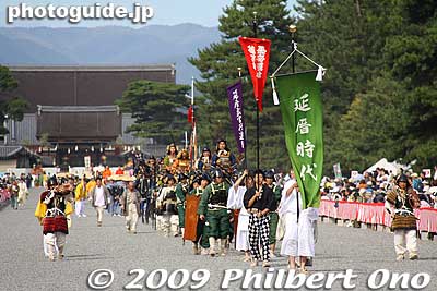 Enryaku Period (782-806) 延暦時代：延暦武官行進列
Keywords: kyoto jidai matsuri festival of ages