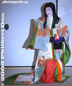 Keywords: kyoto kamogawa odori geisha dance pontocho