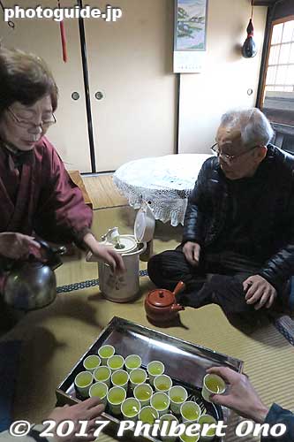 We were served tea.
Keywords: kyoto kizugawa tea wholesalers