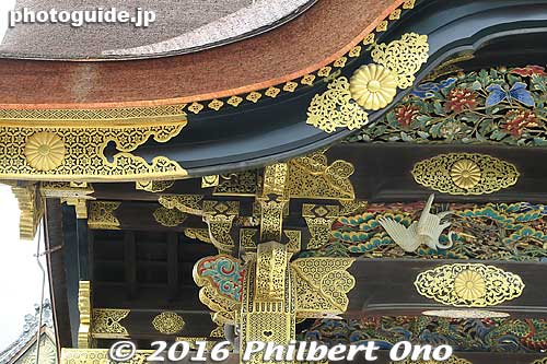 Closeup of Nijo Castle's Karamon Gate
Keywords: kyoto prefecture nijo castle nijo-jo