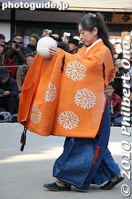 Keywords: kyoto kemari matsuri festival shimogamo shrine jinja