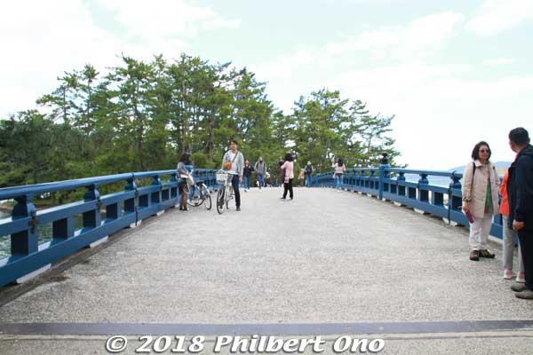 The bridge to Amanohashidate.
Keywords: kyoto miyazu Amanohashidate