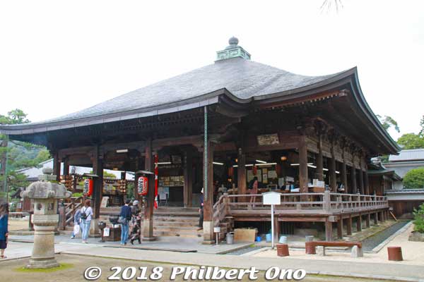 Chionji's main temple hall, Monjudo. 文殊堂
Keywords: kyoto miyazu chionji rinzai zen buddhist temple japantemple