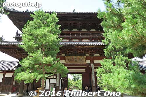The Sanmon main gate (exit side). 三門（さんもん）
Keywords: kyoto uji manpukuji mampukuji zen chinese buddhist temple