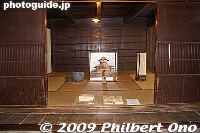Room inside Basho's childhood home.
Keywords: mie iga-ueno matsuo basho childhood birthplace house haiku poet 