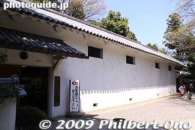 Another ninja museum.
Keywords: mie iga-ueno iga-ryu ninja house yashiki museum 