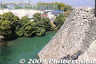 One of the tallest castle walls in Japan.
Keywords: mie iga-ueno castle cherry blossoms sakura 