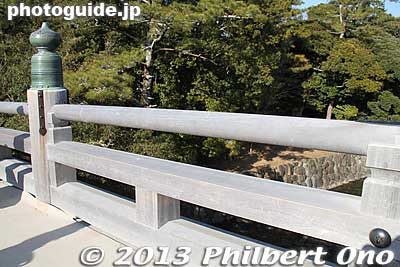 Uji Bridge showing its 20-year age.
Keywords: mie ise jingu shrine shinto hatsumode new years day shogatsu worshippers
