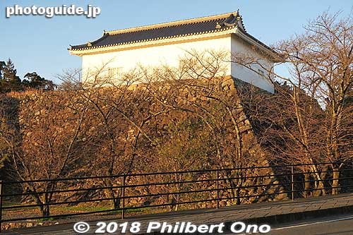 Kameyama Castle's Tamon-yagura turret on a high stone wall. One of the few remnants remaining. Most of the castle was dismantled by the Meiji government in 1873.
Keywords: mie kameyama castle