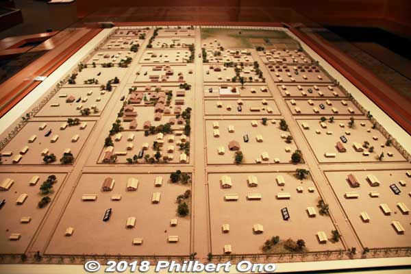 Scale model of of the Saikuryo Government area where the Saio resided in Saiku. A large spread of administrative buildings, storehouses, and shrines. 斎宮寮 復元模型 1/400 
Today, archaeological digs continue at this site. An area 2 km by 700 meters has been designated as a National Historic Site.
Keywords: mie meiwa saiku history museum