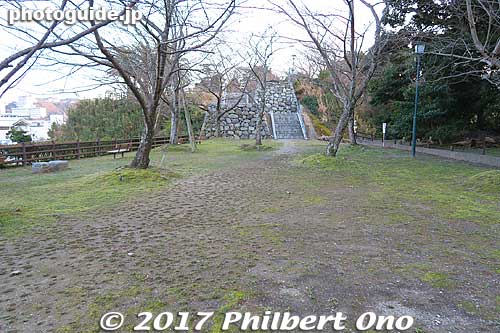 Shiroyama Park at Toba Castle.
Keywords: mie toba castle
