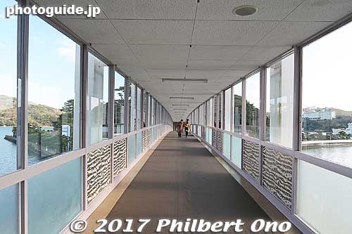 Bridge to Mikimoto Pearl Island.
Keywords: mie toba Mikimoto Pearl Island