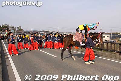 One of the riders.
Keywords: mie toin-cho oyashiro matsuri festival ageuma horse inabe shrine 