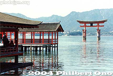 Nihon Sankei - Miyajima
日本三景 宮島 - Miyajima in Hiroshima Pref. is also one of the Scenic Trio of Japan (Nihon Sankei). It is an island in the Seto Inland Sea famous for Itsukushima Shrine which seems to float on the ocean. It is symbolized by a large, orange torii in the sea, Japan's most famous torii.
