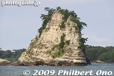 Keywords: miyagi matsushima-machi nihon sankei scenic trio pine trees islands boat cruise 