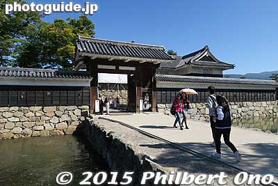 Gate to enter the main castle compound.
Keywords: nagano matsumoto castle national treasure