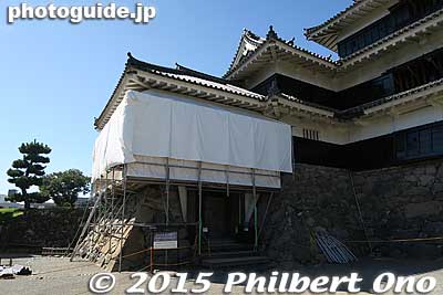One room was being renovated in Oct. 2015.
Keywords: nagano matsumoto castle national treasure