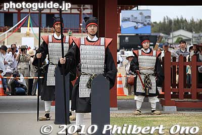 A few of the guards were female.
Keywords: nara heijo-kyo capital heijo palace 