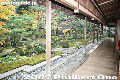 Veranda of Ohiroma drawing room
Keywords: niigata japanese-style home house museum garden tatami mat room