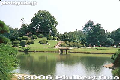 Older photo of Okayama Castle as seen from Korakuen Garden
Keywords: okayama korakuen garden