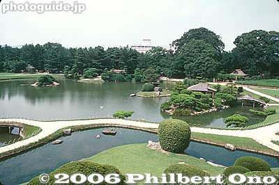 An older photo of Korakuen Garden
Keywords: okayama korakuen garden