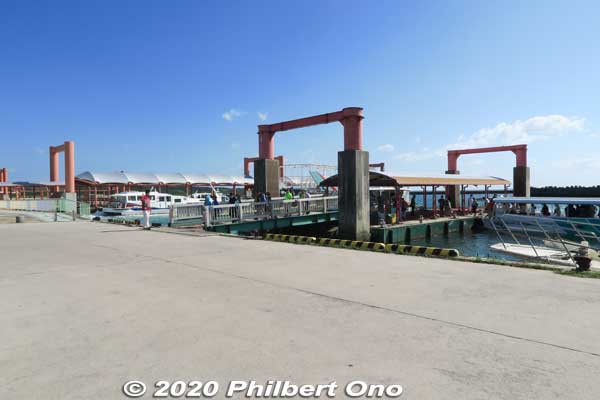 Ohara Port dock.
Keywords: okinawa Iriomote yaeyama ohara port