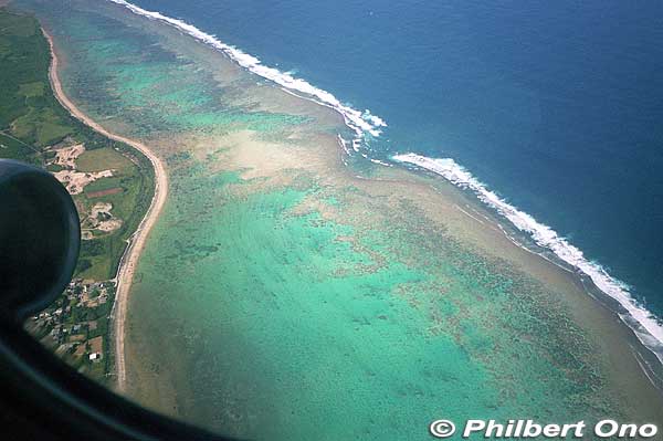 Shiraho coral reefs on Ishigaki.
Keywords: okinawa Ishigaki aerial view