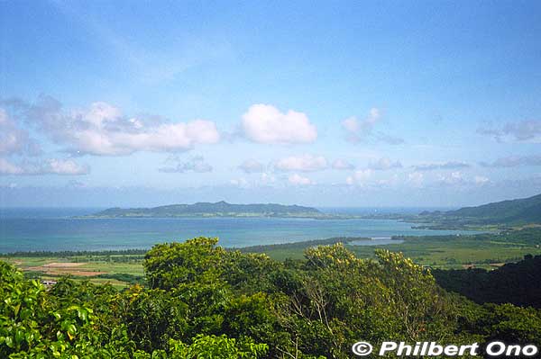 View of Sakieda Peninsula from Banna Park.
Keywords: okinawa Ishigaki Banna Park