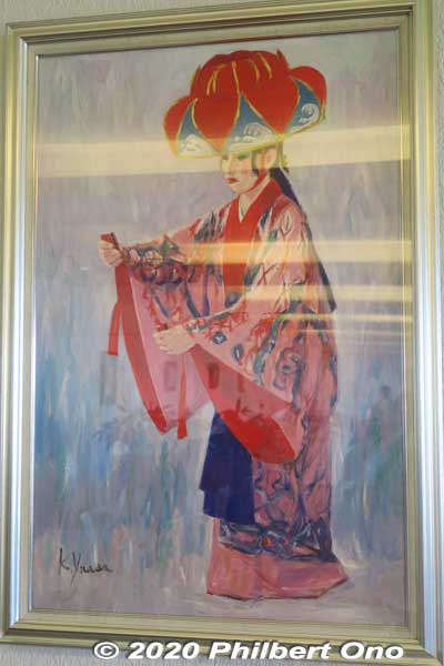 Painting of Okinawan yotsudake dancer in the hotel corridor.
Keywords: okinawa Ishigaki Ishigakijima Beach Hotel Sunshine