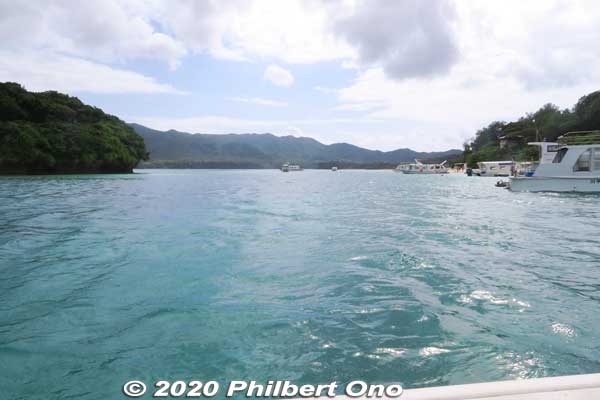 Keywords: okinawa Ishigaki Kabira Bay
