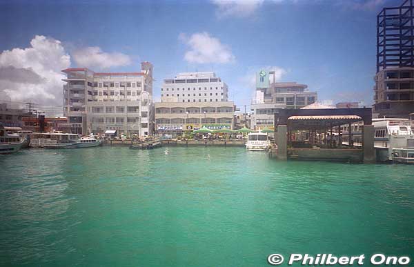 Old Ishigaki Port for tourist boats.　旧石垣港。
Keywords: okinawa Ishigaki Port