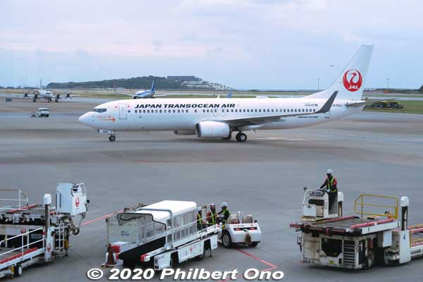 Japan Transocean Air (JTA) Boeing 737-800.
Keywords: okinawa naha airport boeing 737 plane