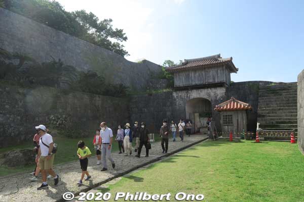 Other side of Kankaimon Gate.
Keywords: okinawa naha shuri shurijo castle gusuku