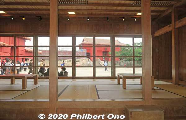 Inside Keizuza and Yomotsuza. Now a free rest place for visitors. This area can also be used as a stage for performances.
Keywords: okinawa naha shuri shurijo castle gusuku
