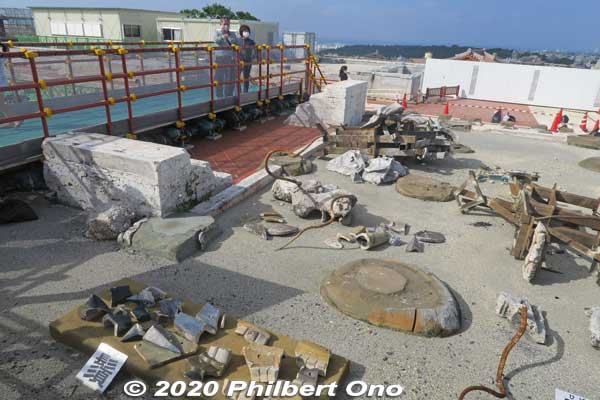 On the left side of the Seiden site, remains of the rooftop dragon head sculptures.
Keywords: okinawa naha shuri shurijo castle gusuku