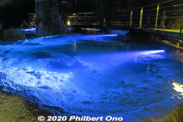 Blue Spring is also a limestone dam.
Keywords: okinawa nanjo world gyokusendo cave cavern japanlake